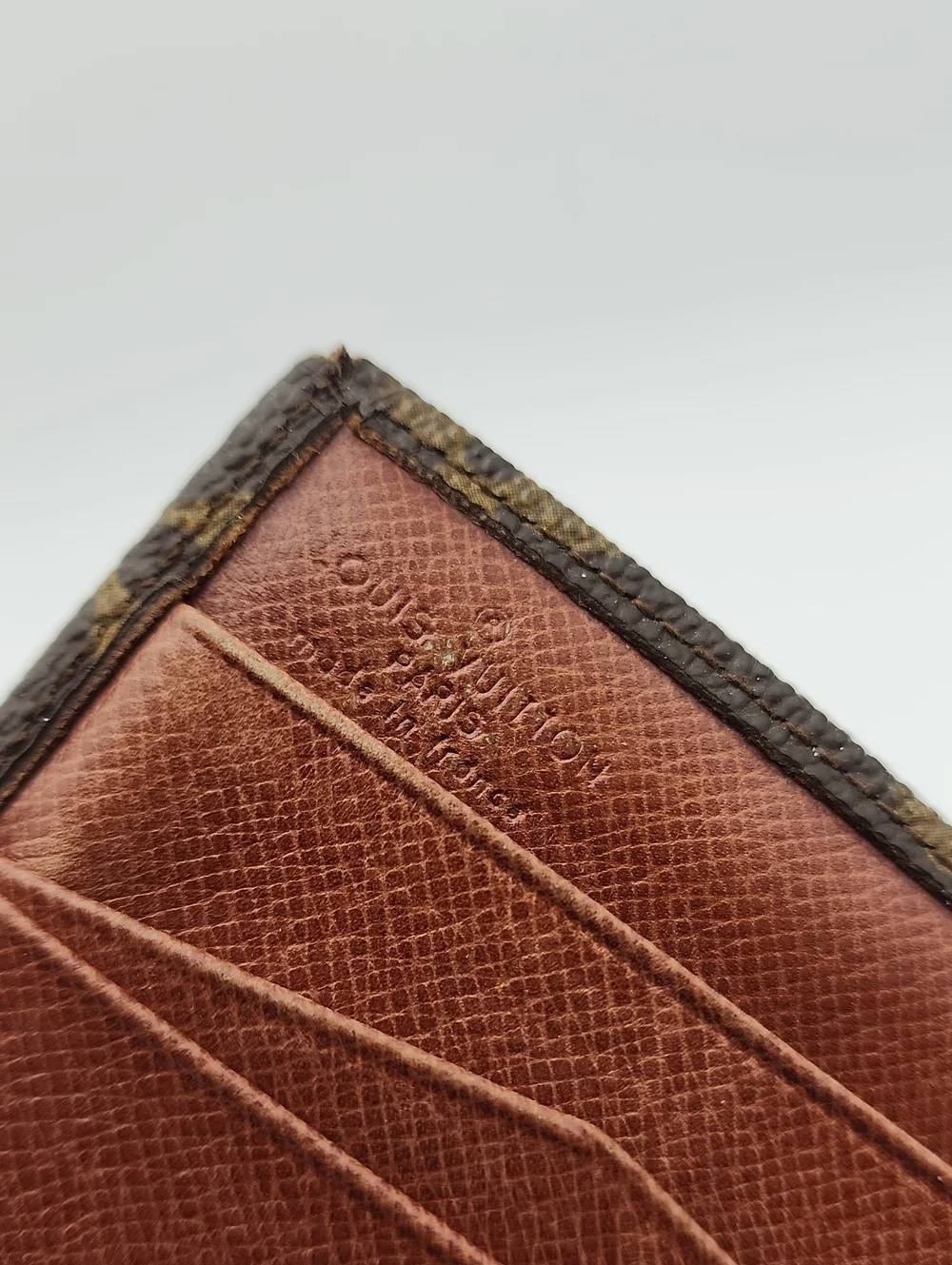 AUTHENTIC Louis Vuitton envelope vintage wallet